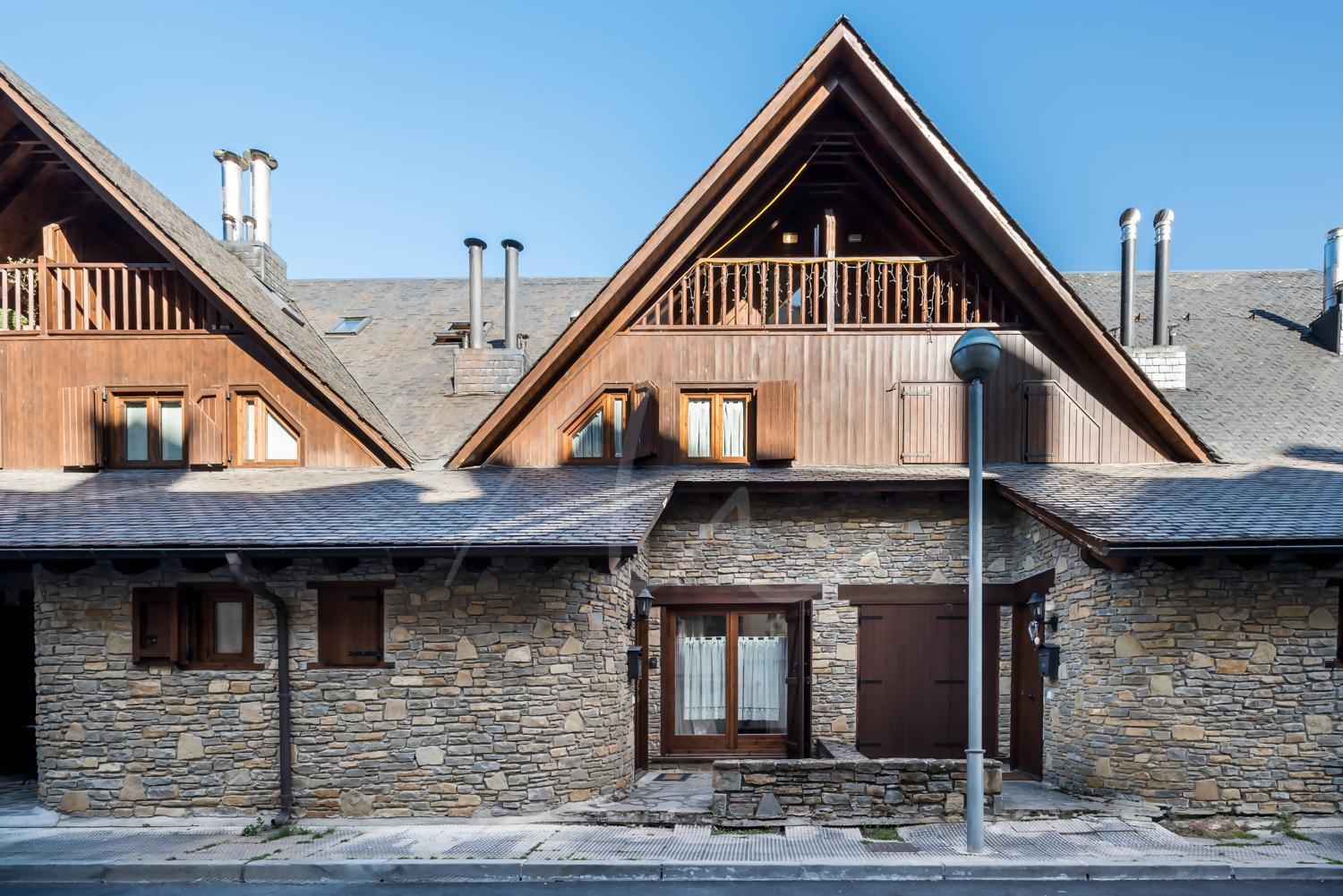 Casa Garona By Seamount Rentals Боссост Экстерьер фото